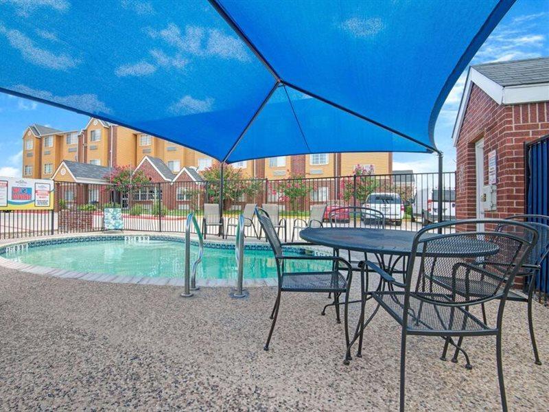 Hotel Super 8 By Wyndham San Antonio Downtown Ne Exterior foto